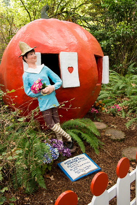 Enchanted Forest, Salem Oregon - Mr. Pumpkineater photo by Pam Falcioni